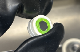 assembly1 | EL-CELL PAT-Solid-Core Assembly: Position lower plunger in insulation sleeve of PAT-Solid-Core